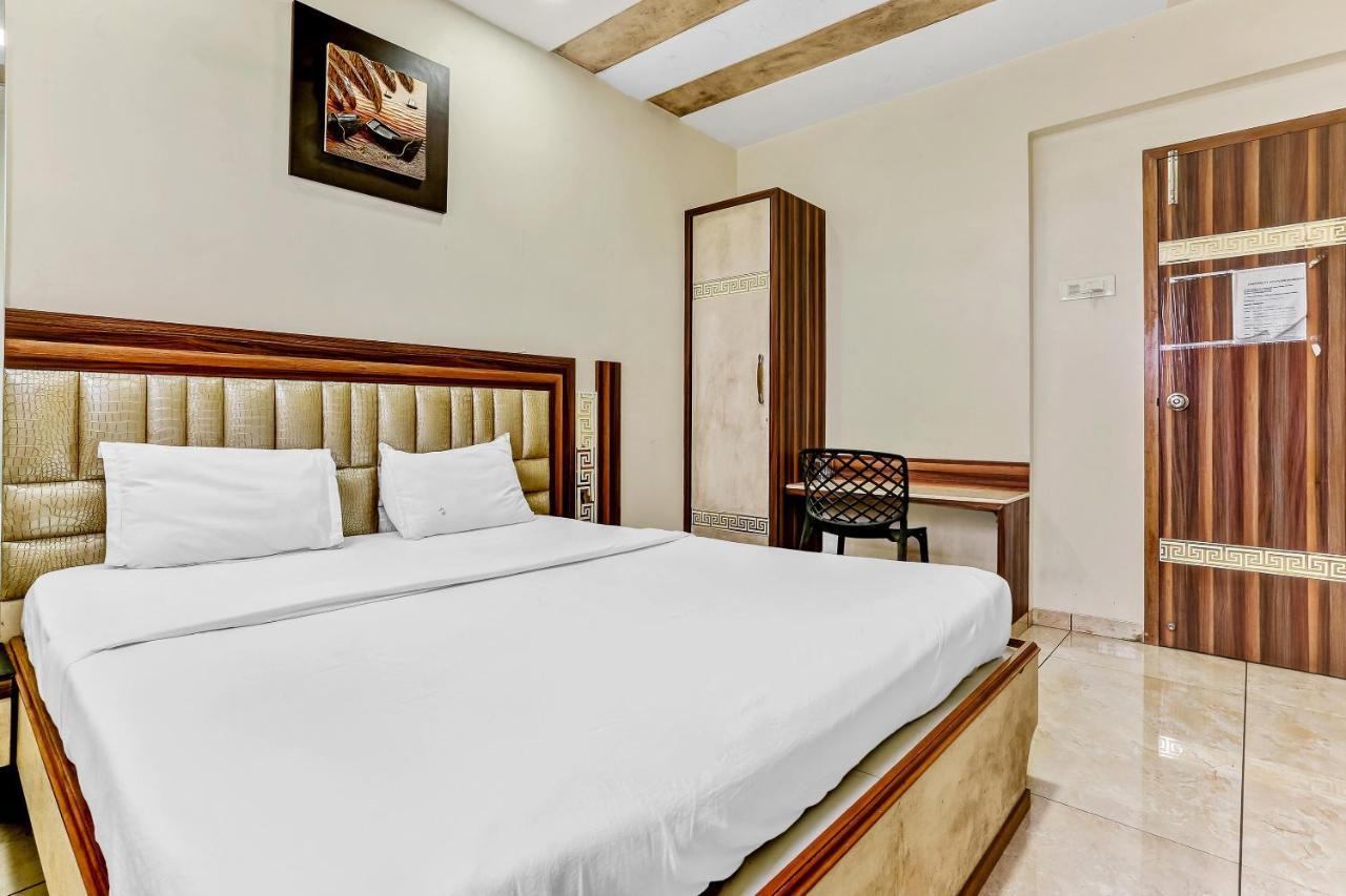 Capital O 84079 Hotel Falcon Bombaj Exteriér fotografie